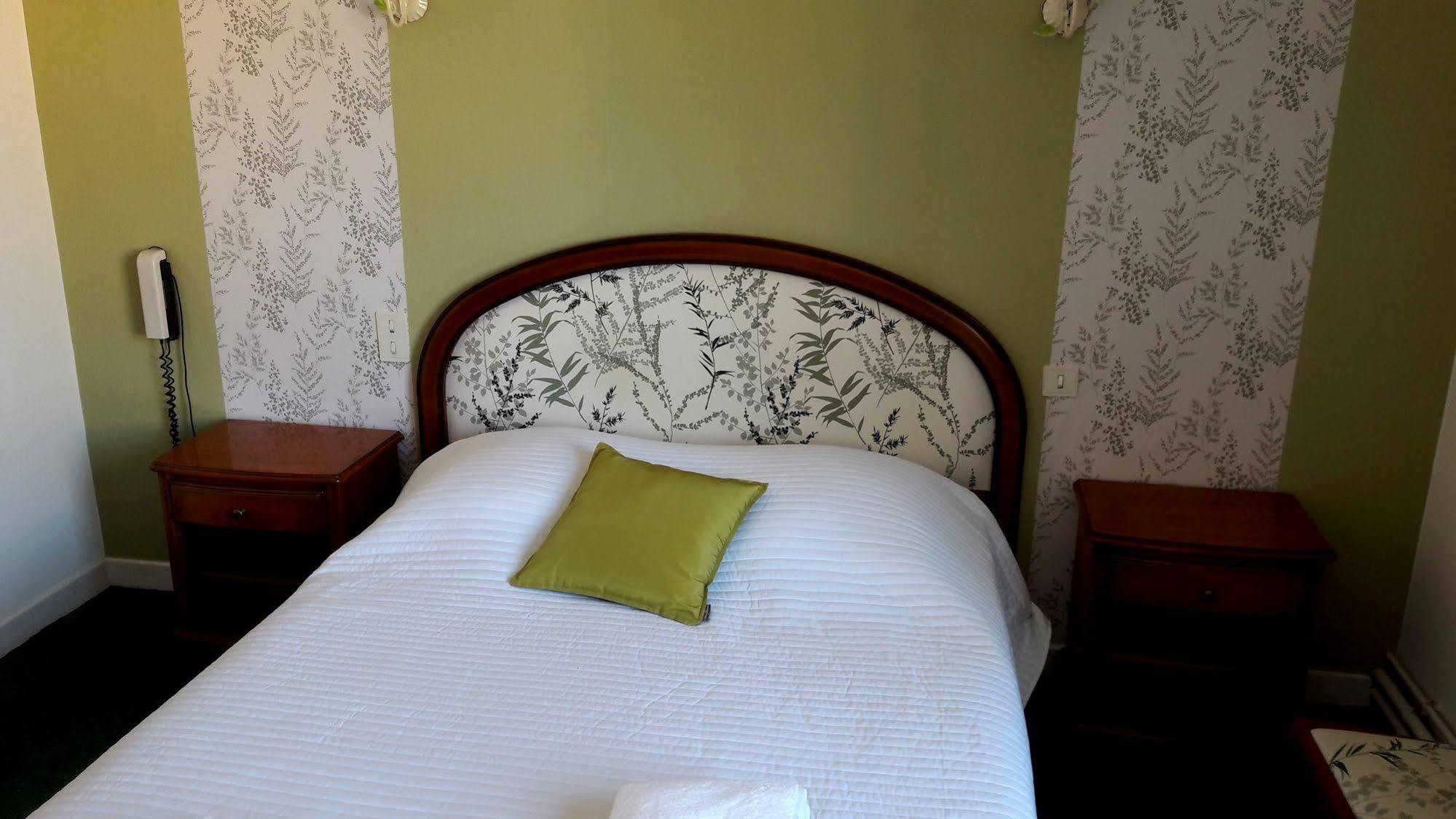 Logis Au Puits Enchante Saint-Martin-en-Bresse Экстерьер фото